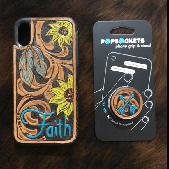 Phone case and matching pop socket. - Picture 1 of 1